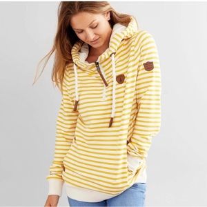 Wanakome Artemis quarter zip hoodie